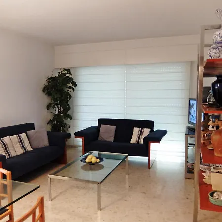 Parque Mota - Alquiler Solo A Familias